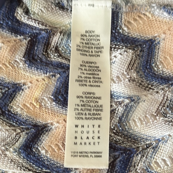 White House Black Market V neck sweater shell Large - Picture 4 of 4